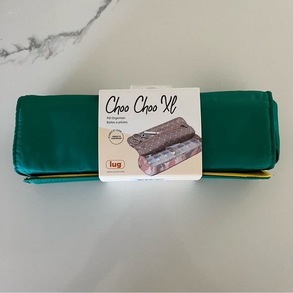 Lug Life Choo Choo XL Pill Organizer - Kelly Green STORAGE Brand NEW Travel Fall - Picture 2 of 7